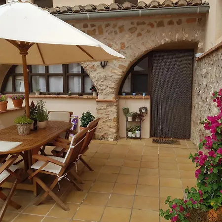Casa de Campo Masía De San Juan, Renovada Y Con Terraza Privada En Castillo Con Piscina *